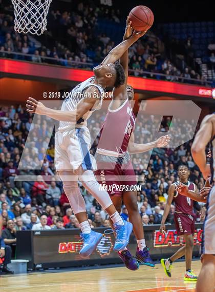 Thumbnail 1 in East Catholic vs. Windsor (CIAC D1 Final) photogallery.