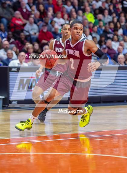 Thumbnail 3 in East Catholic vs. Windsor (CIAC D1 Final) photogallery.