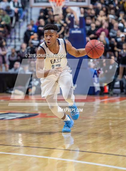 Thumbnail 2 in East Catholic vs. Windsor (CIAC D1 Final) photogallery.