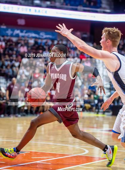 Thumbnail 3 in East Catholic vs. Windsor (CIAC D1 Final) photogallery.