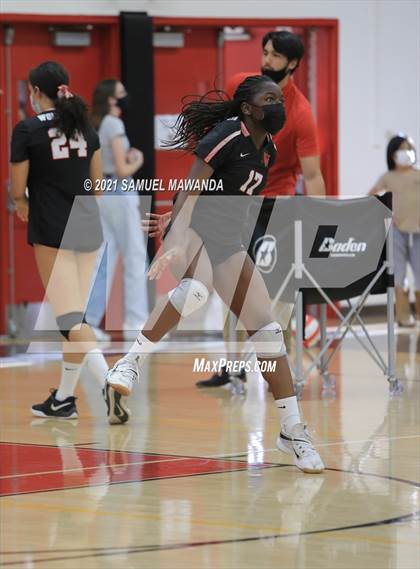 Thumbnail 2 in Bishop Diego @ Harvard-Westlake photogallery.