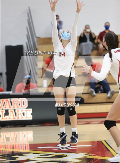 Thumbnail 3 in Bishop Diego @ Harvard-Westlake photogallery.