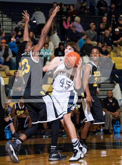 Thumbnail 2 in Hixson @ Soddy Daisy photogallery.