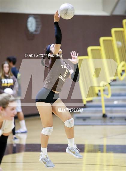 Thumbnail 3 in Temecula Valley vs. Harvard-Westlake (CIF SS D1 Second Round) photogallery.