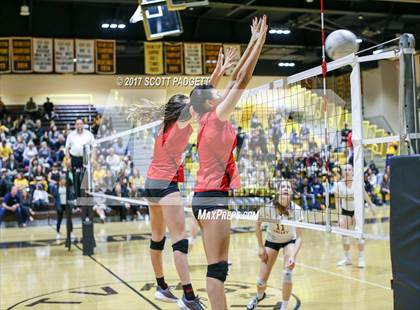 Thumbnail 3 in Temecula Valley vs. Harvard-Westlake (CIF SS D1 Second Round) photogallery.