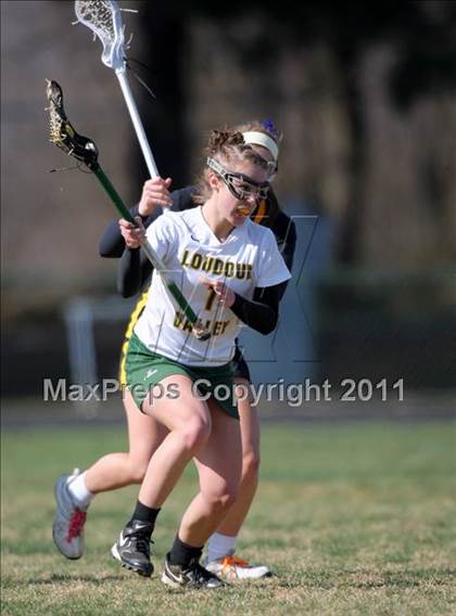 Thumbnail 3 in Upper Arlington @ Loudoun Valley photogallery.