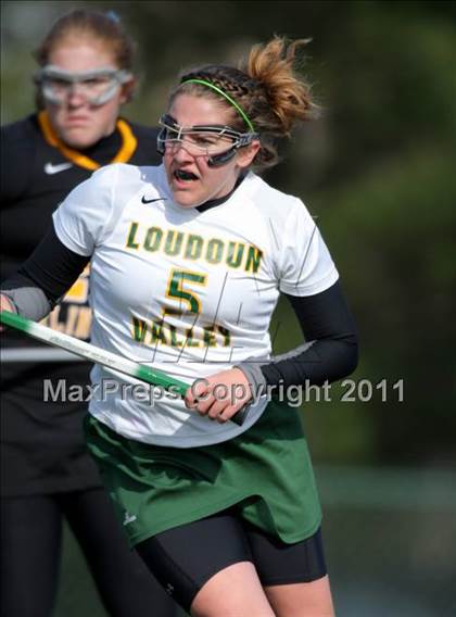 Thumbnail 1 in Upper Arlington @ Loudoun Valley photogallery.