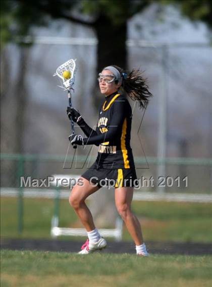 Thumbnail 2 in Upper Arlington @ Loudoun Valley photogallery.