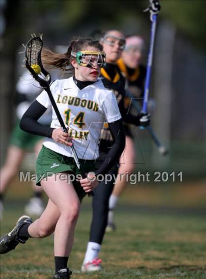 Thumbnail 2 in Upper Arlington @ Loudoun Valley photogallery.