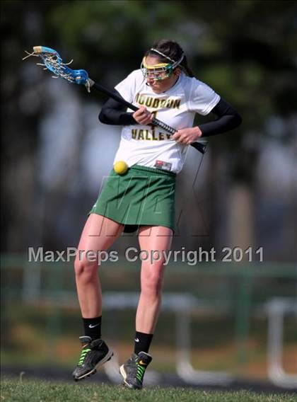 Thumbnail 2 in Upper Arlington @ Loudoun Valley photogallery.