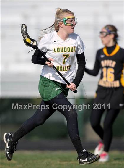 Thumbnail 2 in Upper Arlington @ Loudoun Valley photogallery.