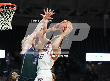 Thumbnail 3 in Blue Valley Northwest vs. Heights (KSHSAA 6A Final) photogallery.