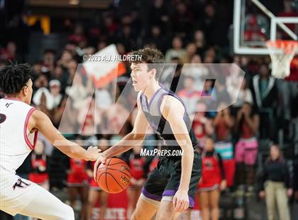 Thumbnail 1 in Blue Valley Northwest vs. Heights (KSHSAA 6A Final) photogallery.
