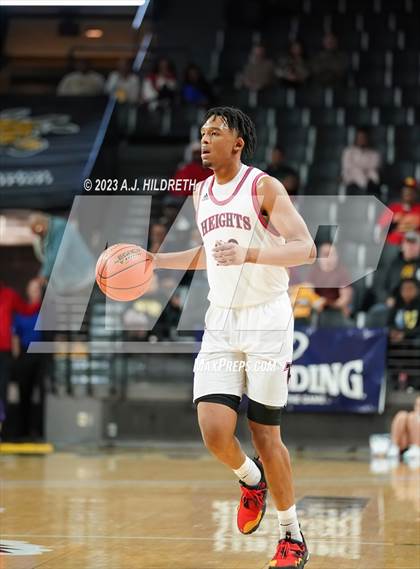 Thumbnail 2 in Blue Valley Northwest vs. Heights (KSHSAA 6A Final) photogallery.