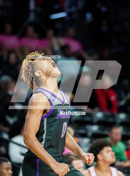 Thumbnail 2 in Blue Valley Northwest vs. Heights (KSHSAA 6A Final) photogallery.