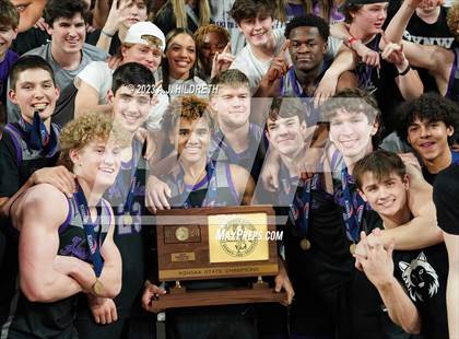 Thumbnail 2 in Blue Valley Northwest vs. Heights (KSHSAA 6A Final) photogallery.