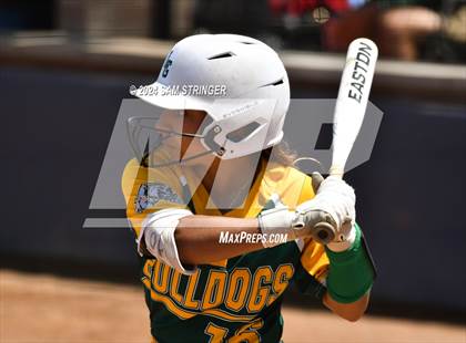 Thumbnail 3 in Le Grand vs. Stone Ridge Christian (CIF SJS Division 6 Final) photogallery.