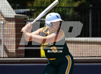 Thumbnail 2 in Le Grand vs. Stone Ridge Christian (CIF SJS Division 6 Final) photogallery.