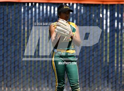 Thumbnail 3 in Le Grand vs. Stone Ridge Christian (CIF SJS Division 6 Final) photogallery.