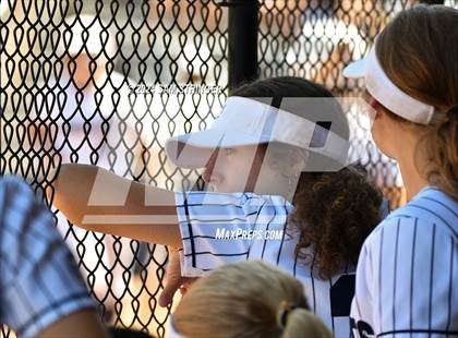 Thumbnail 1 in Le Grand vs. Stone Ridge Christian (CIF SJS Division 6 Final) photogallery.