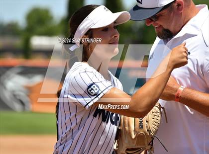 Thumbnail 3 in Le Grand vs. Stone Ridge Christian (CIF SJS Division 6 Final) photogallery.