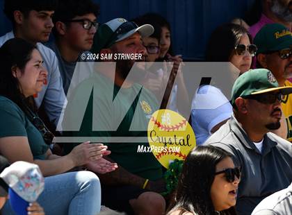 Thumbnail 2 in Le Grand vs. Stone Ridge Christian (CIF SJS Division 6 Final) photogallery.