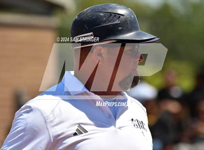 Thumbnail 1 in Le Grand vs. Stone Ridge Christian (CIF SJS Division 6 Final) photogallery.