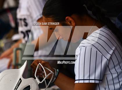 Thumbnail 2 in Le Grand vs. Stone Ridge Christian (CIF SJS Division 6 Final) photogallery.