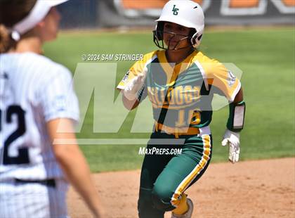 Thumbnail 1 in Le Grand vs. Stone Ridge Christian (CIF SJS Division 6 Final) photogallery.