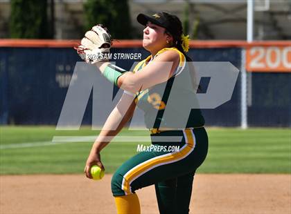 Thumbnail 3 in Le Grand vs. Stone Ridge Christian (CIF SJS Division 6 Final) photogallery.