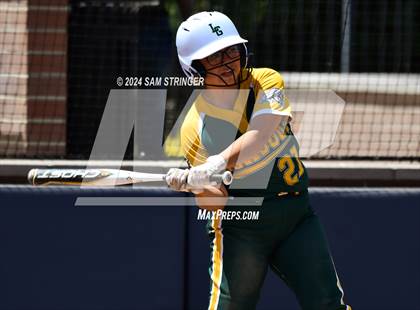 Thumbnail 1 in Le Grand vs. Stone Ridge Christian (CIF SJS Division 6 Final) photogallery.