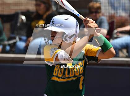 Thumbnail 2 in Le Grand vs. Stone Ridge Christian (CIF SJS Division 6 Final) photogallery.