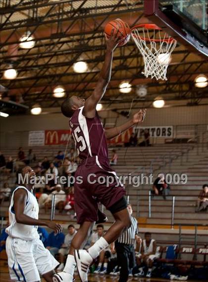 Thumbnail 3 in Cinco Ranch vs. Channelview  (McDonalds Texas Invitational) photogallery.