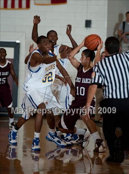 Thumbnail 1 in Cinco Ranch vs. Channelview  (McDonalds Texas Invitational) photogallery.