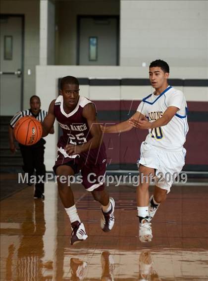 Thumbnail 2 in Cinco Ranch vs. Channelview  (McDonalds Texas Invitational) photogallery.