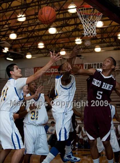 Thumbnail 1 in Cinco Ranch vs. Channelview  (McDonalds Texas Invitational) photogallery.