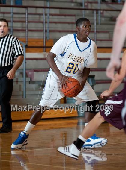 Thumbnail 1 in Cinco Ranch vs. Channelview  (McDonalds Texas Invitational) photogallery.