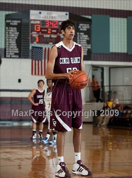 Thumbnail 1 in Cinco Ranch vs. Channelview  (McDonalds Texas Invitational) photogallery.