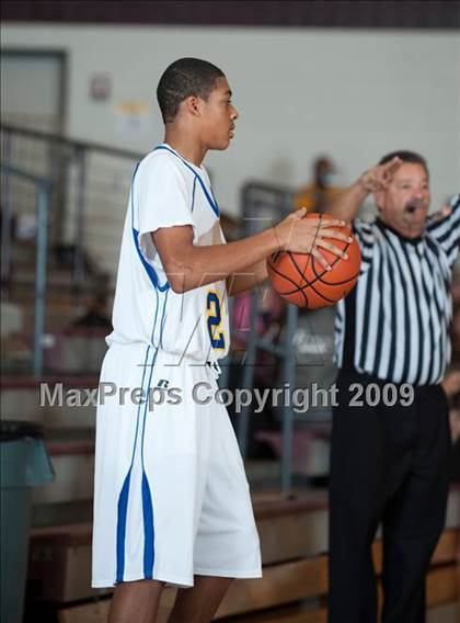 Thumbnail 3 in Cinco Ranch vs. Channelview  (McDonalds Texas Invitational) photogallery.