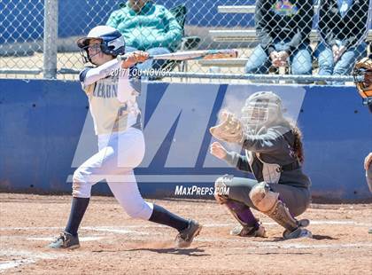 Thumbnail 1 in Santa Fe vs. Manzano photogallery.