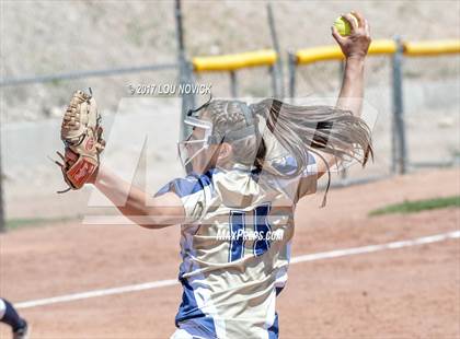 Thumbnail 2 in Santa Fe vs. Manzano photogallery.