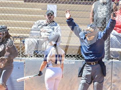 Thumbnail 2 in Santa Fe vs. Manzano photogallery.
