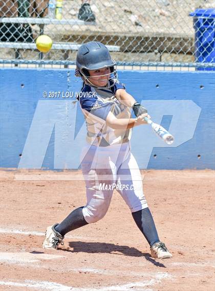 Thumbnail 3 in Santa Fe vs. Manzano photogallery.