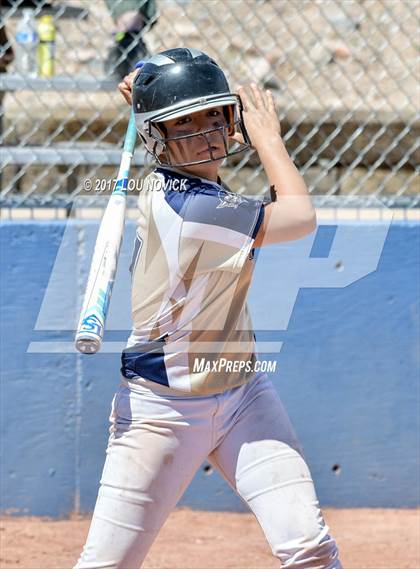 Thumbnail 3 in Santa Fe vs. Manzano photogallery.