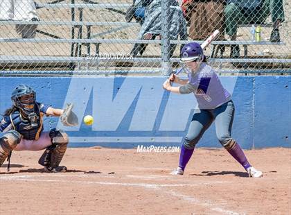 Thumbnail 1 in Santa Fe vs. Manzano photogallery.