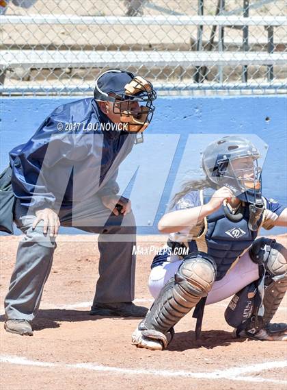Thumbnail 1 in Santa Fe vs. Manzano photogallery.