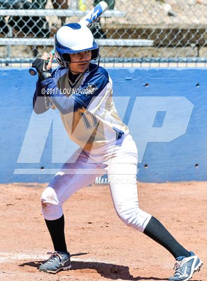 Thumbnail 3 in Santa Fe vs. Manzano photogallery.