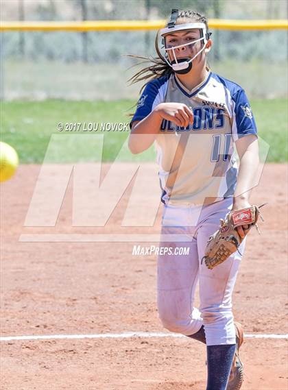 Thumbnail 3 in Santa Fe vs. Manzano photogallery.