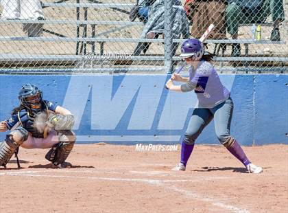 Thumbnail 2 in Santa Fe vs. Manzano photogallery.