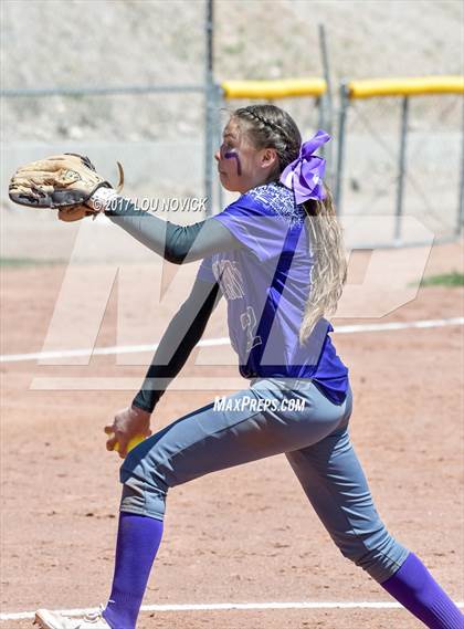 Thumbnail 2 in Santa Fe vs. Manzano photogallery.